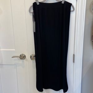 Chico’s Zenergy Maci Skirt Size 1 NWT